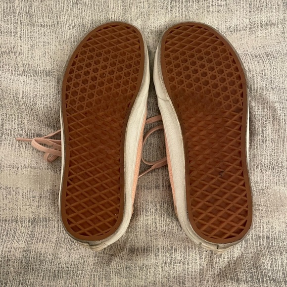 Women’s pink suede vans - Picture 6 of 7